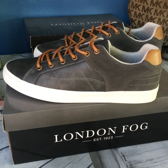 London Fog Sneakers NWT - Picture 1 of 6